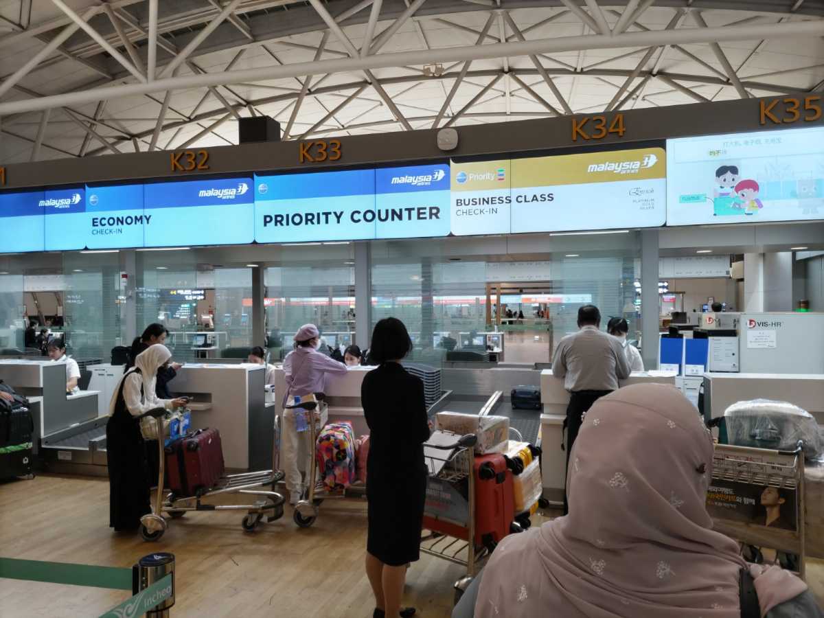 JGC修行2日目-ICN-KUL_24