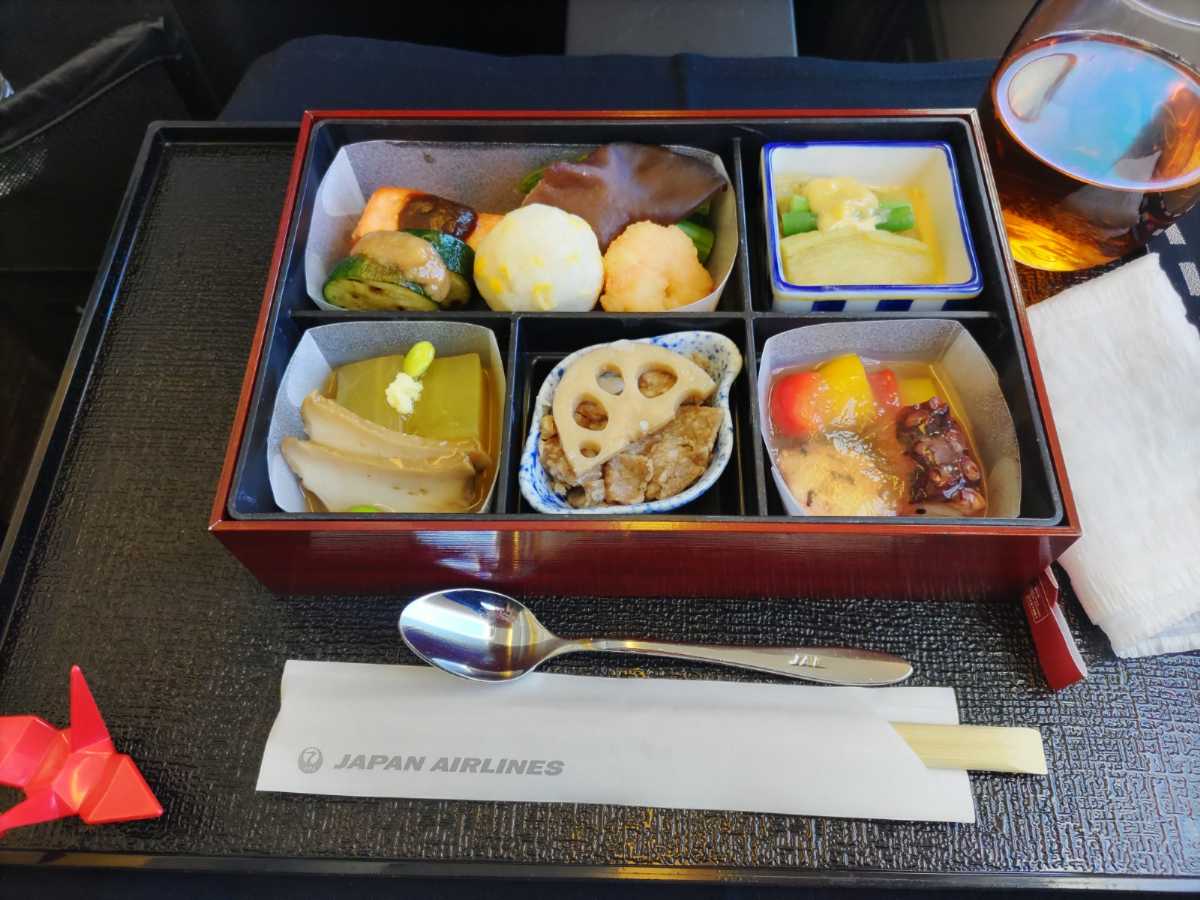 JGC修行7日目-NRT-KUL往復_15