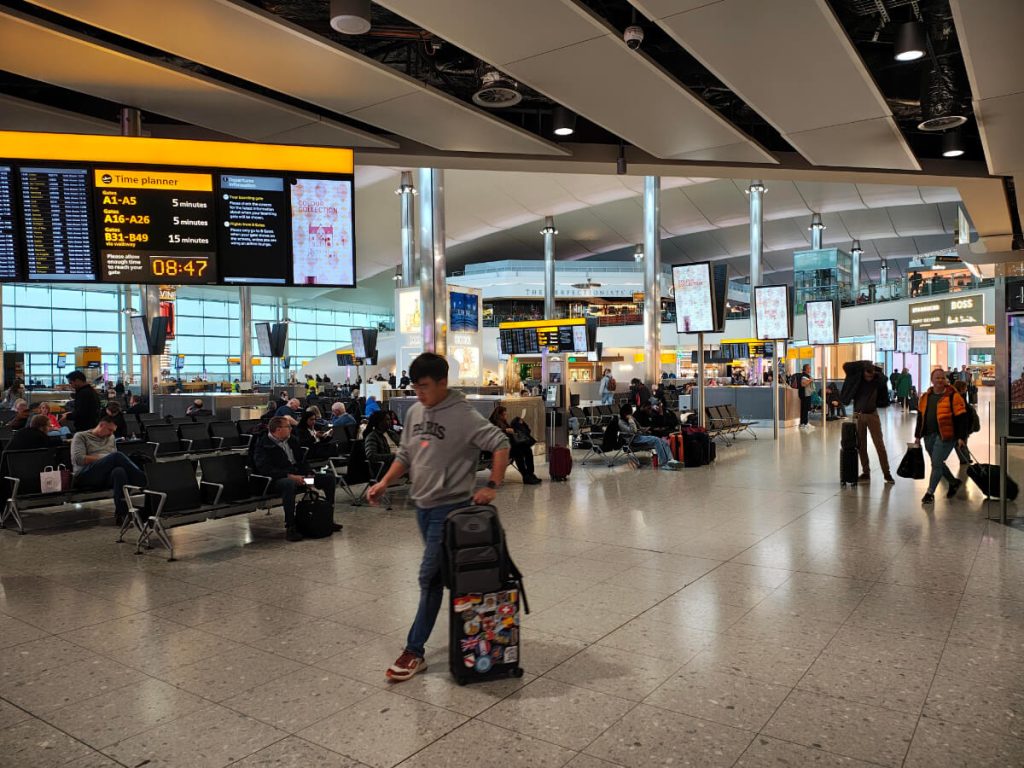 ユーロボーナスミリオネアへの旅_LHR-CPH-AMS