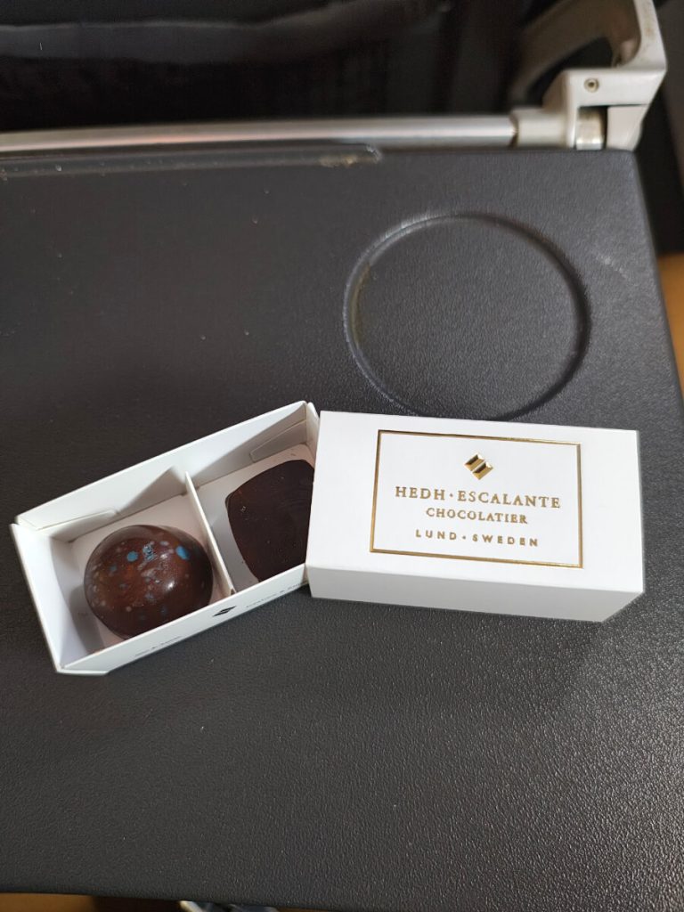 ユーロボーナスミリオネアへの旅_LHR-CPH-AMS