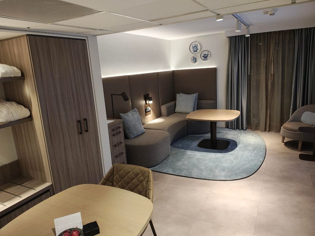 ユーロボーナスミリオネアへの旅_LHR-CPH-AMS