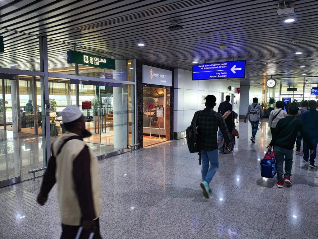 ユーロボーナスミリオネアへの旅その10_KUL-CGK