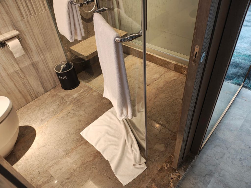 ユーロボーナスミリオネアへの旅番外編その2_CGKステイ