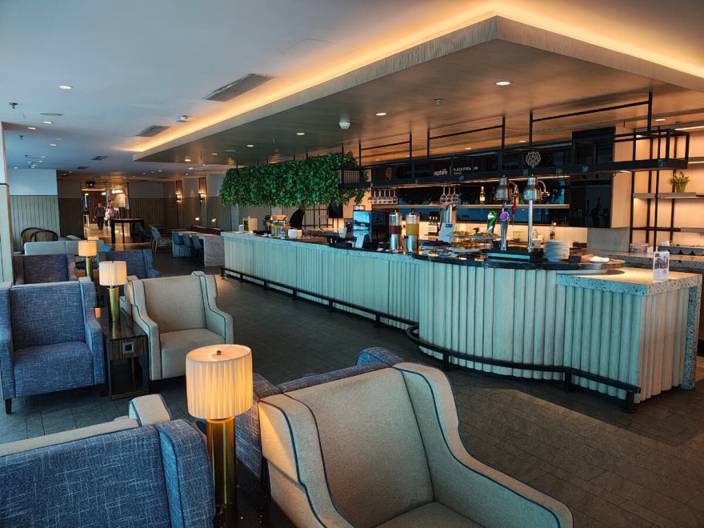 ユーロボーナスミリオネアへの旅その１１_CGK-SIN-SGN